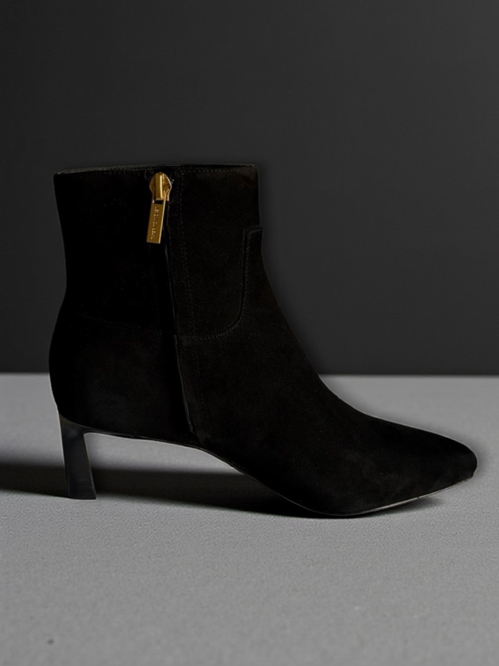 ✨SALE NWT Veronica Beard Kelby Suede Side Zip Kitten Heel Ankle Boots Black - Picture 3 of 4